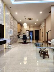 Inggu Road (D27), Terrace #443873741